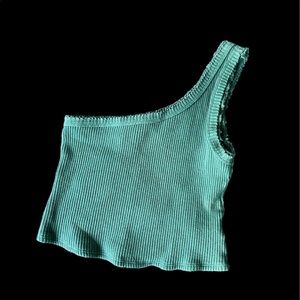 UO One Shoulder Tank